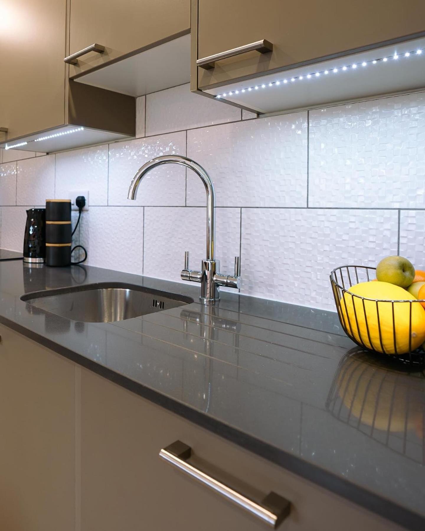 Modern City Centre Apartment Exeter Exterior foto